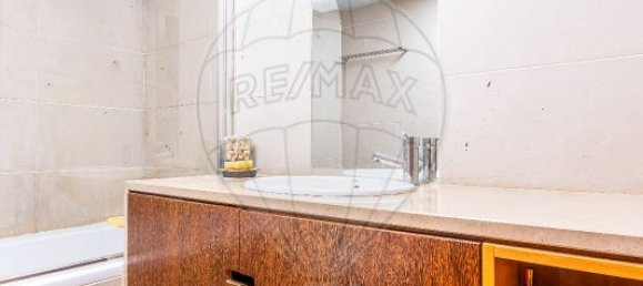 2 Schlafzimmer Doppelhaus in Oeiras, Portugal, Nr. 81415 19