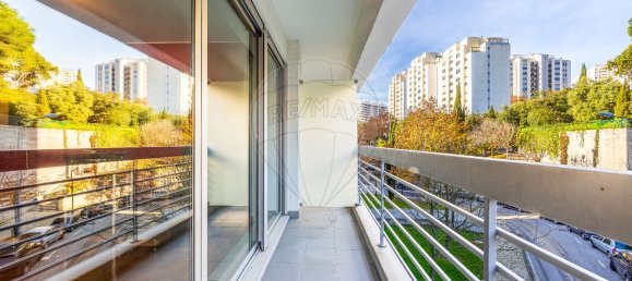 2 Schlafzimmer Doppelhaus in Oeiras, Portugal, Nr. 81415 7