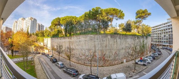 2 Schlafzimmer Doppelhaus in Oeiras, Portugal, Nr. 81415 8