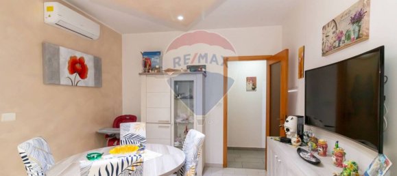 Apartamento de 2 dormitorios en Aci Catena, Italy No. 287834 3