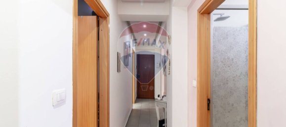 Apartamento de 2 dormitorios en Aci Catena, Italy No. 287834 5