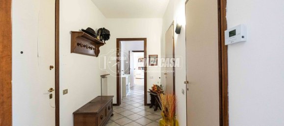 Apartamento de 5 habitaciónes en Lurago d'Erba, Italy No. 277807 2
