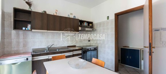 Apartamento de 5 habitaciónes en Lurago d'Erba, Italy No. 277807 11
