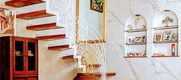 7 rooms Apartment in Salerno, Italy No. 292728 4