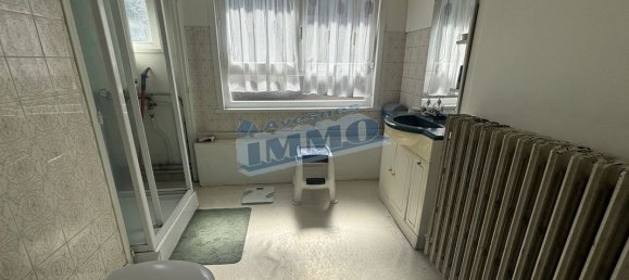 4 bedrooms House in Frevent, France No. 75528 8