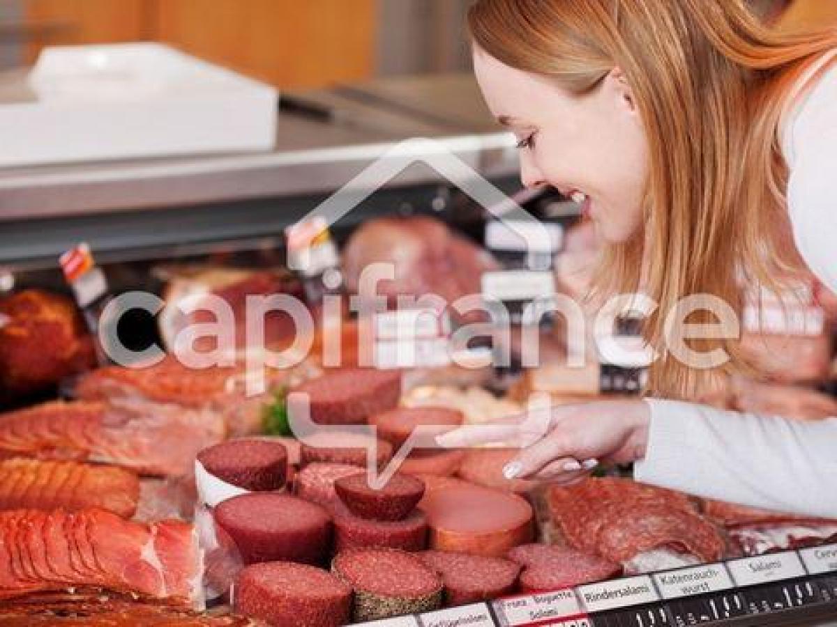 Oficina en Menton, France 45 m² No. 17598