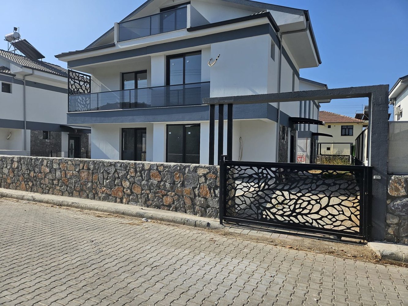 Villa 4+1 in Fethiye, Turkey No. 42963