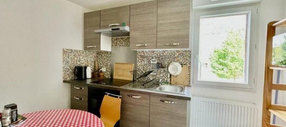 4 bedrooms House in Alencon, France No. 353170 8