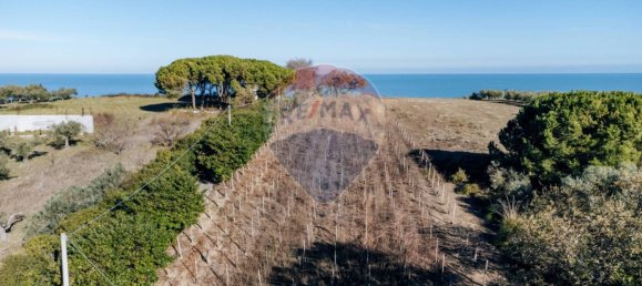 Terreno en Torino di Sangro, Italy 7130 m² No. 62951 5