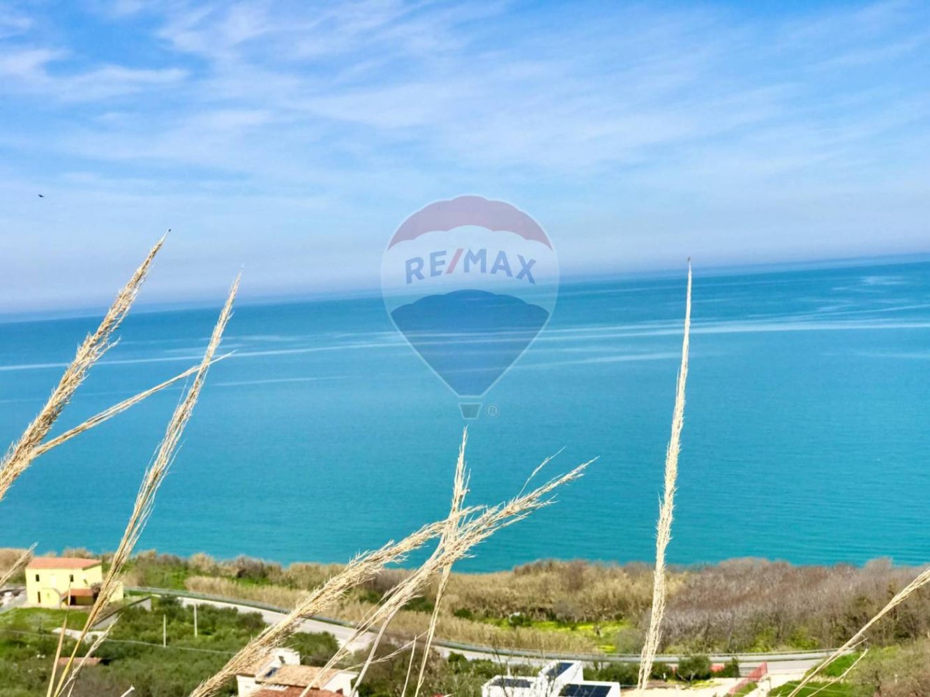 Terreno en Torino di Sangro, Italy 7130 m² No. 62951