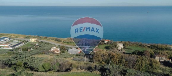 Terreno en Torino di Sangro, Italy 7130 m² No. 62951 3