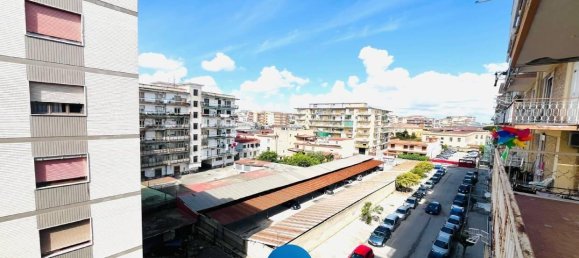 Apartamento de 4 habitaciónes en Casoria, Italy No. 23895 34