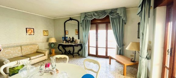 Apartamento de 4 habitaciónes en Casoria, Italy No. 23895 21