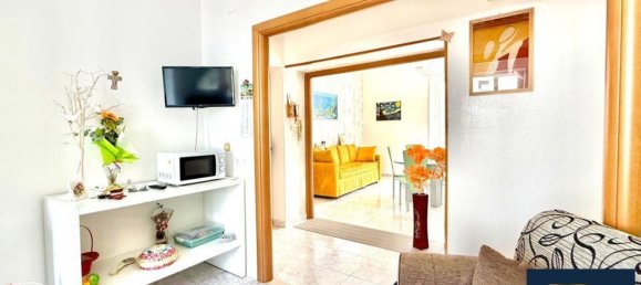 Квартира с 4 спальнями в Таранто, Италия № 325914 13