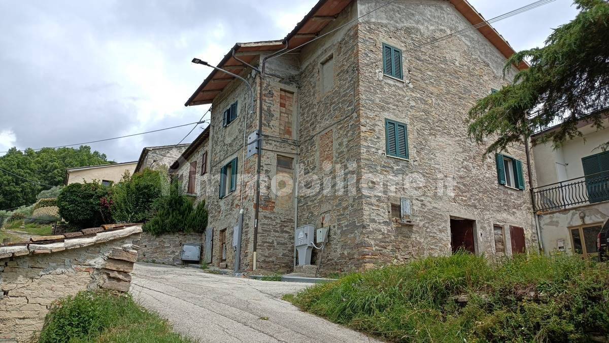 3 غرف نوم منزل في San Severino Marche, Italy رقم 225735