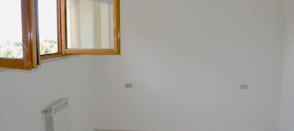3 rooms Apartment in Pisa, Italy No. 217048 6