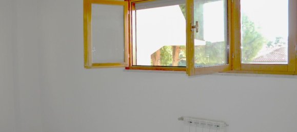 3 rooms Apartment in Pisa, Italy No. 217048 7