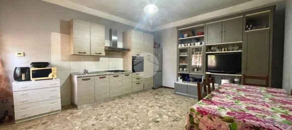 4 rooms Apartment in Palazzolo sull'Oglio, Italy No. 129004 4