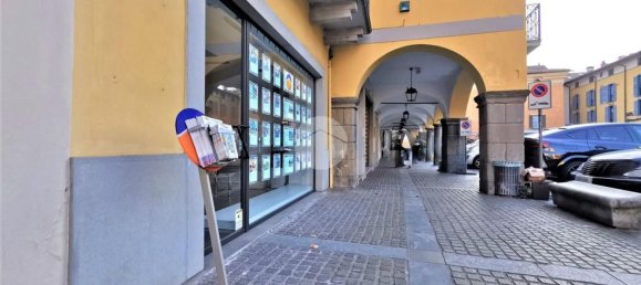 4 rooms Apartment in Palazzolo sull'Oglio, Italy No. 129004 17