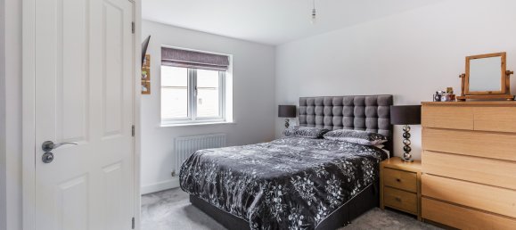 4 chambres Maison à Horley, United Kingdom No. 1005 59