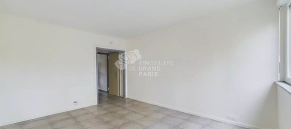 2 chambres Appartement à L'Haÿ-les-Roses, France No. 177025 4