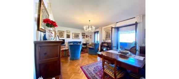 3 bedrooms Apartment in Florence, Italy No. 287447 3