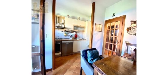 3 bedrooms Apartment in Florence, Italy No. 287447 8