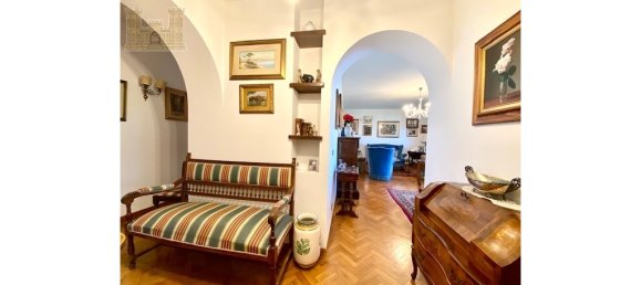 3 bedrooms Apartment in Florence, Italy No. 287447 4