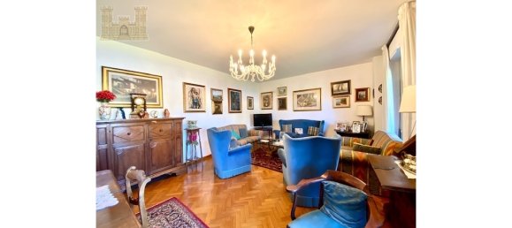 3 bedrooms Apartment in Florence, Italy No. 287447 2