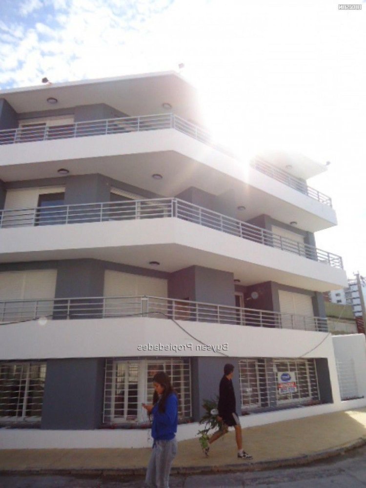 Studio in Montevideo, Uruguay No. 927