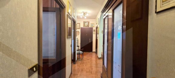 Apartamento de 3 habitaciónes en Milan, Italy No. 241135 2