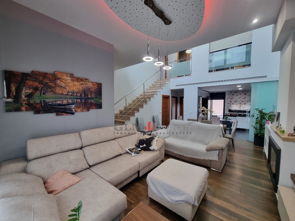 Apartamento de 3 dormitorios en Los Alcázares, Spain No. 290015