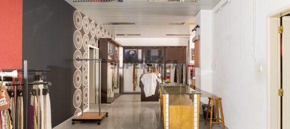 Propriété commerciale à Sintra, Portugal 257m² No. 162834 6