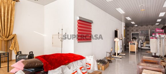 Propriété commerciale à Sintra, Portugal 257m² No. 162834 2