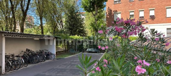 1 bedroom Apartment in Milan, Italy No. 340483 3