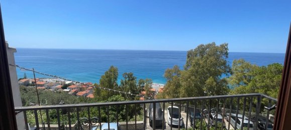 3 bedrooms House in Acquappesa, Italy No. 339014 7