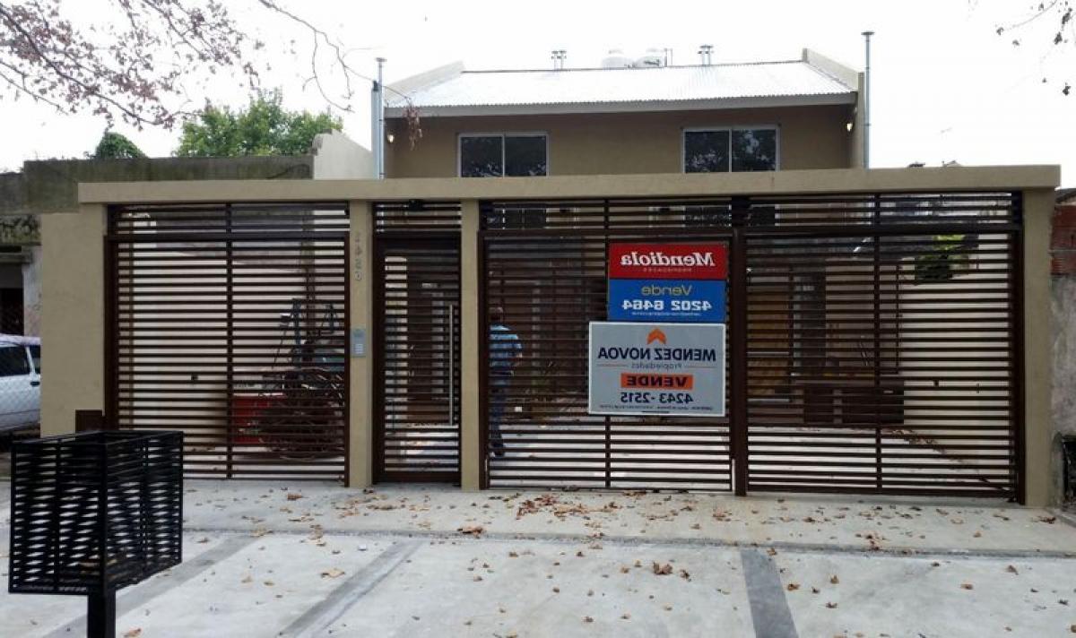 Studio in Lomas de Zamora, Argentina No. 10360