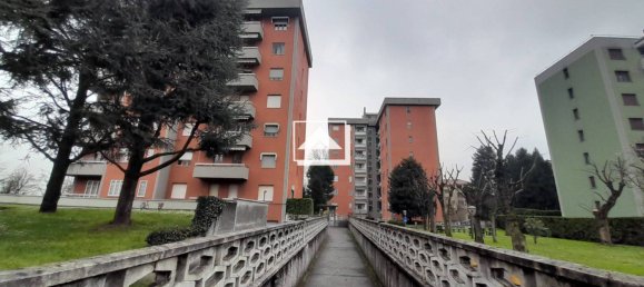 Apartamento de 1 dormitorio en Peschiera Borromeo, Italy No. 354141 2
