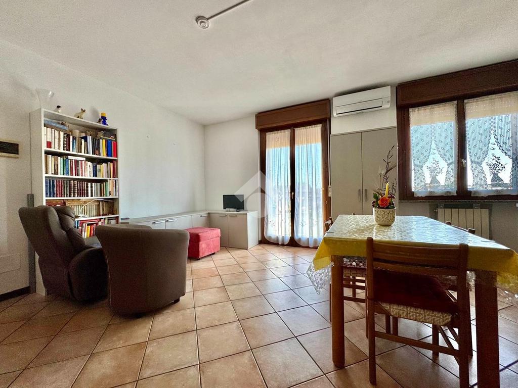 Apartamento de 2 dormitorios en Casaletto Vaprio, Italy No. 324754
