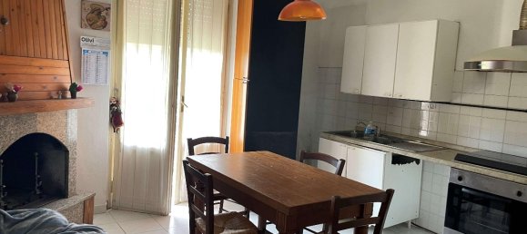 4 rooms Apartment in Foiano della Chiana, Italy No. 172645 2
