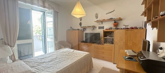 3 bedrooms Apartment in Giugliano in Campania, Italy No. 25009 11