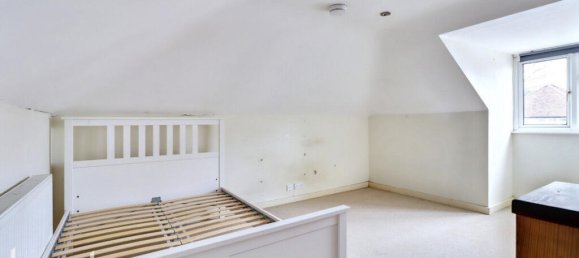 3 bedrooms Bungalow in Caterham, United Kingdom No. 4860 10