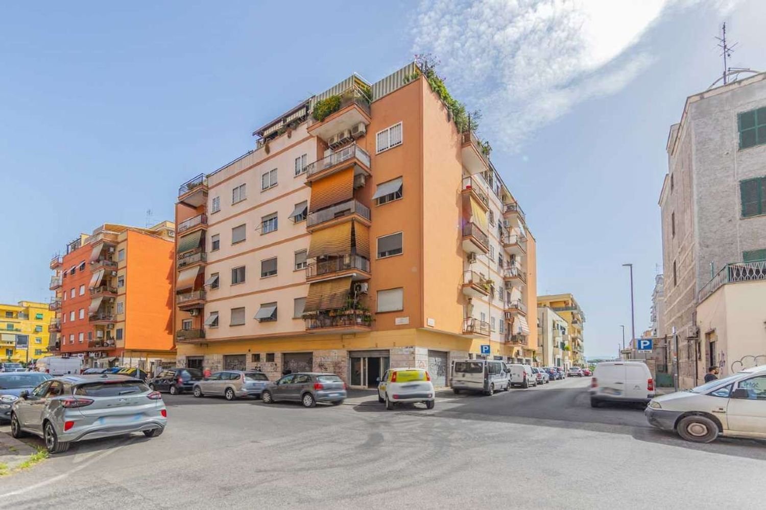 Propiedad comercial en Rome, Italy 200 m² No. 285264