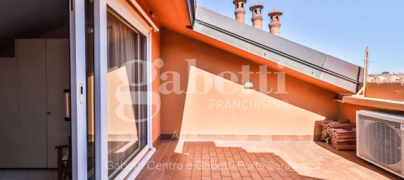 2 bedrooms Apartment in Bologna, Italy No. 19128 32