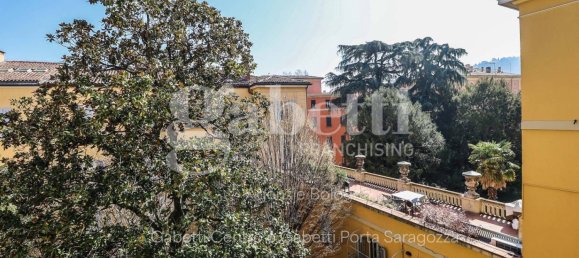 2 bedrooms Apartment in Bologna, Italy No. 19128 5