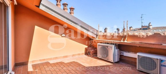 2 bedrooms Apartment in Bologna, Italy No. 19128 33