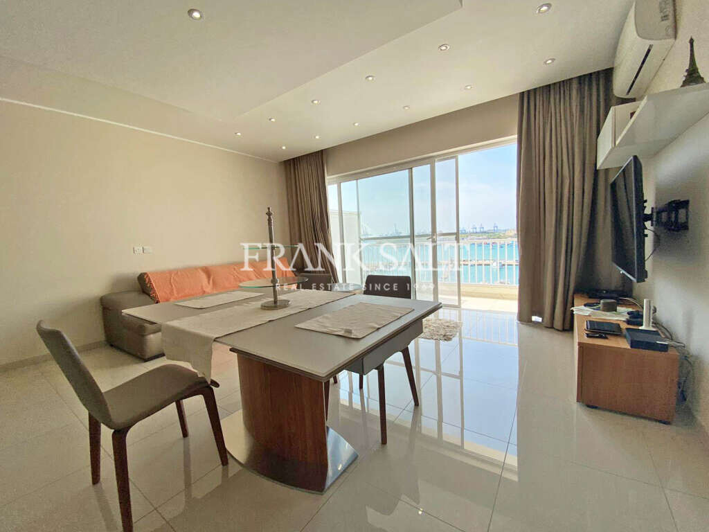 Пентхаус с 2 спальнями в Марсашлокк, Мальта № 10010