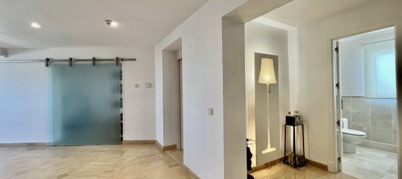 2 Schlafzimmer Penthouse in Marbella, Spain, Nr. 137547 20