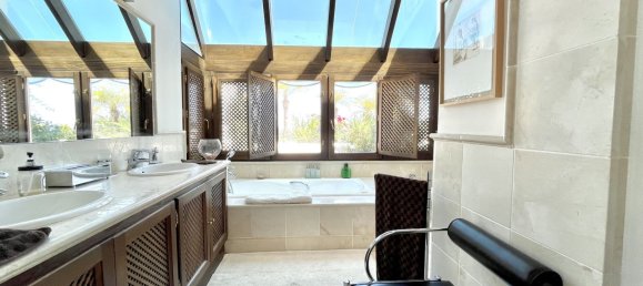 2 Schlafzimmer Penthouse in Marbella, Spain, Nr. 137547 25