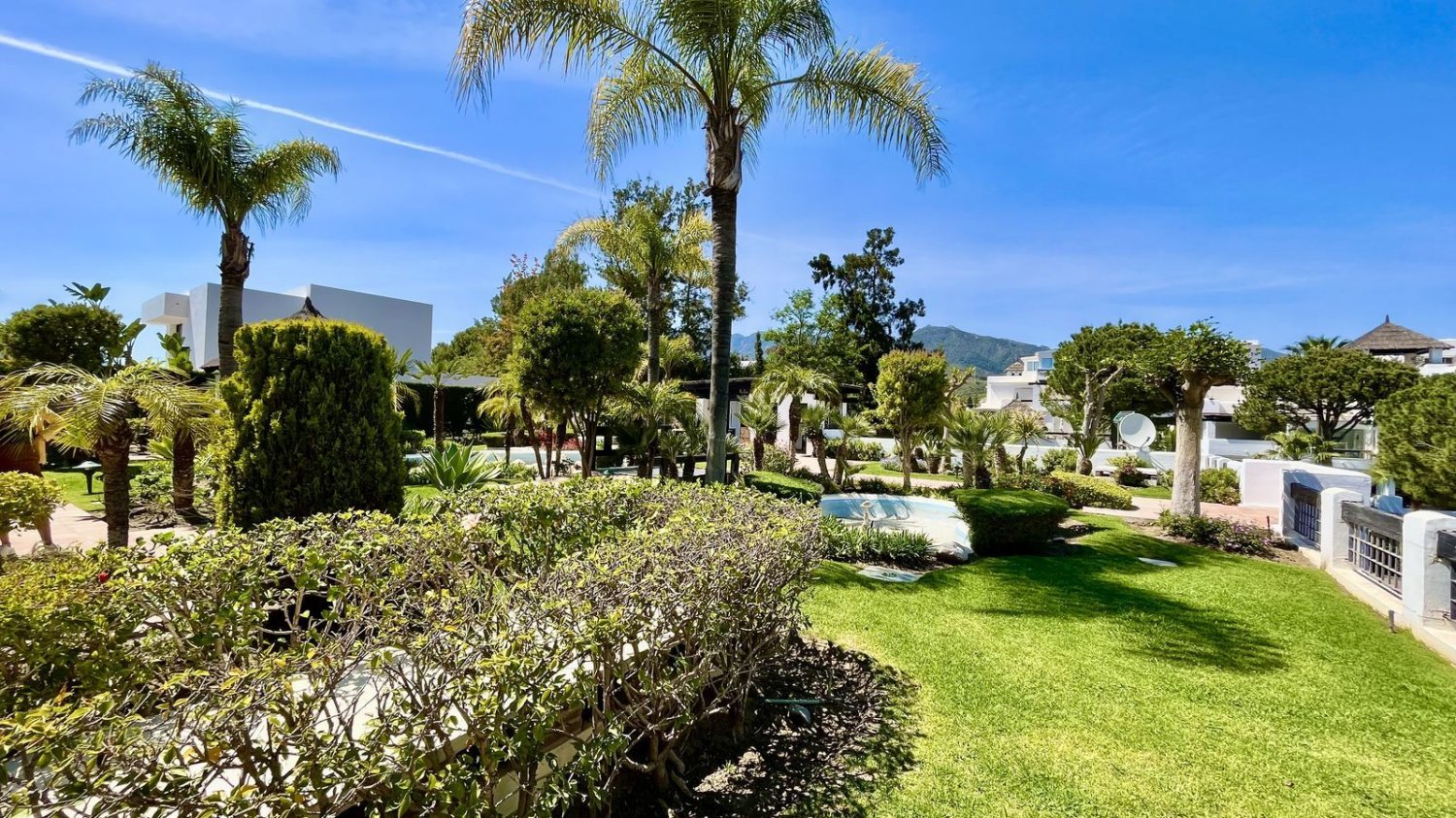 2 Schlafzimmer Penthouse in Marbella, Spain, Nr. 137547